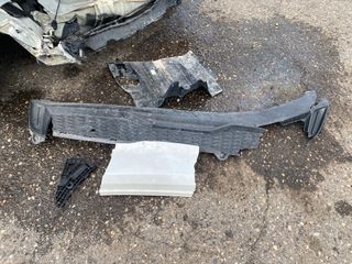 Vehicle Parts Image #1